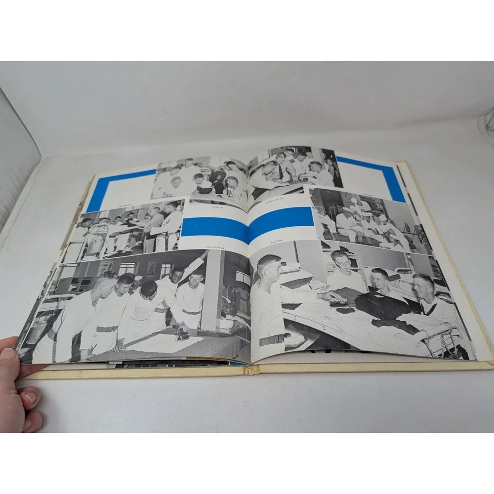 The Anchor United States Naval Training Center Yearbook San Diego Company 61-036